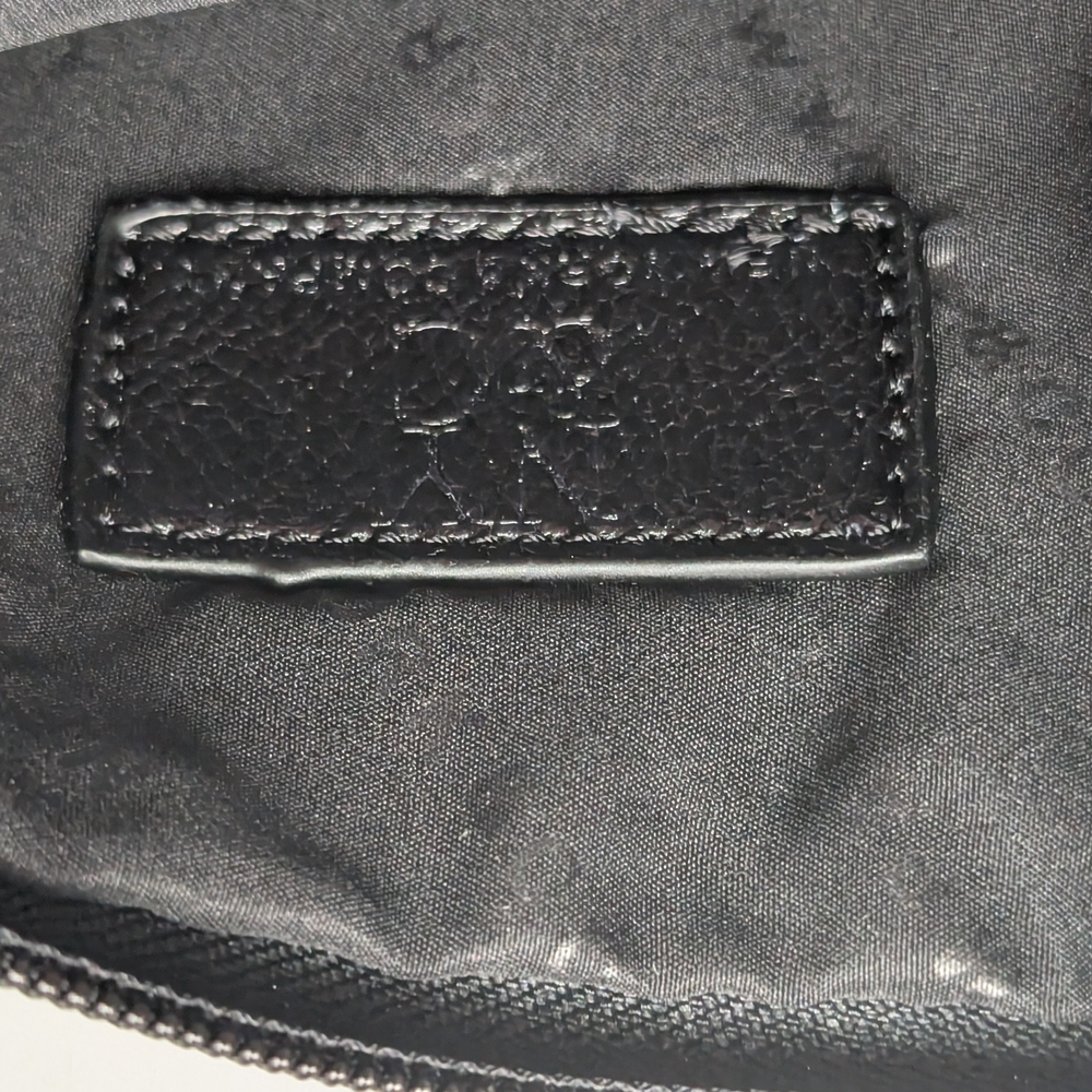 NWT New York & Co. Black and Silver Sequin Clutch **Final Price** - Picture 8 of 15